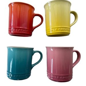 Le Creuset 12 oz stoneware multi-color mugs NEW